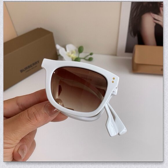 Burberry White Square Sunglasses main image 5